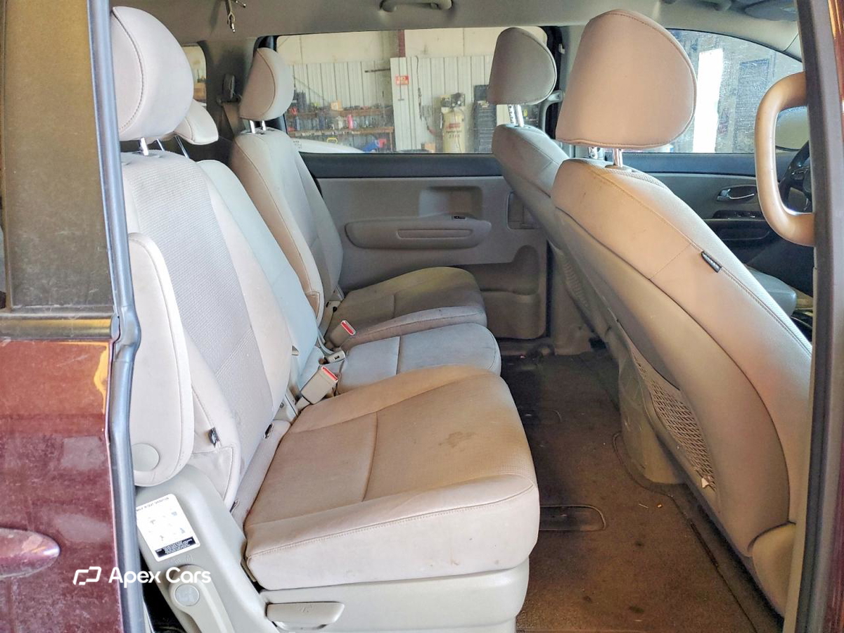 Kia Sedona 2016