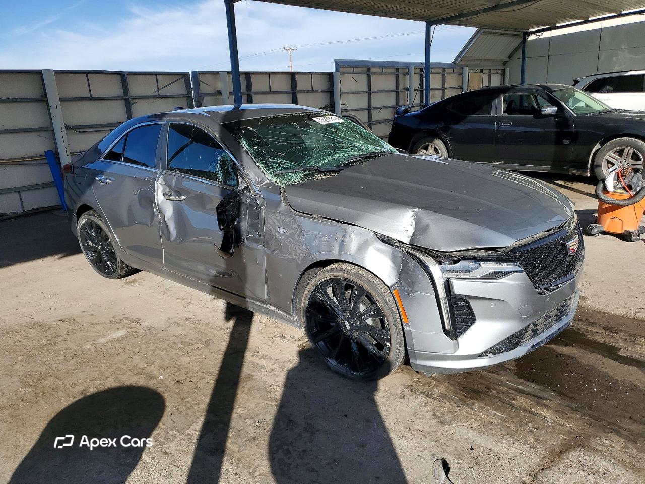 Cadillac CT4 2025