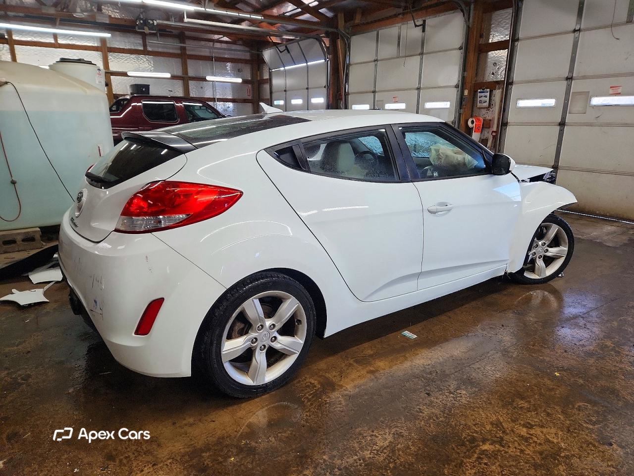 Hyundai Veloster 2013