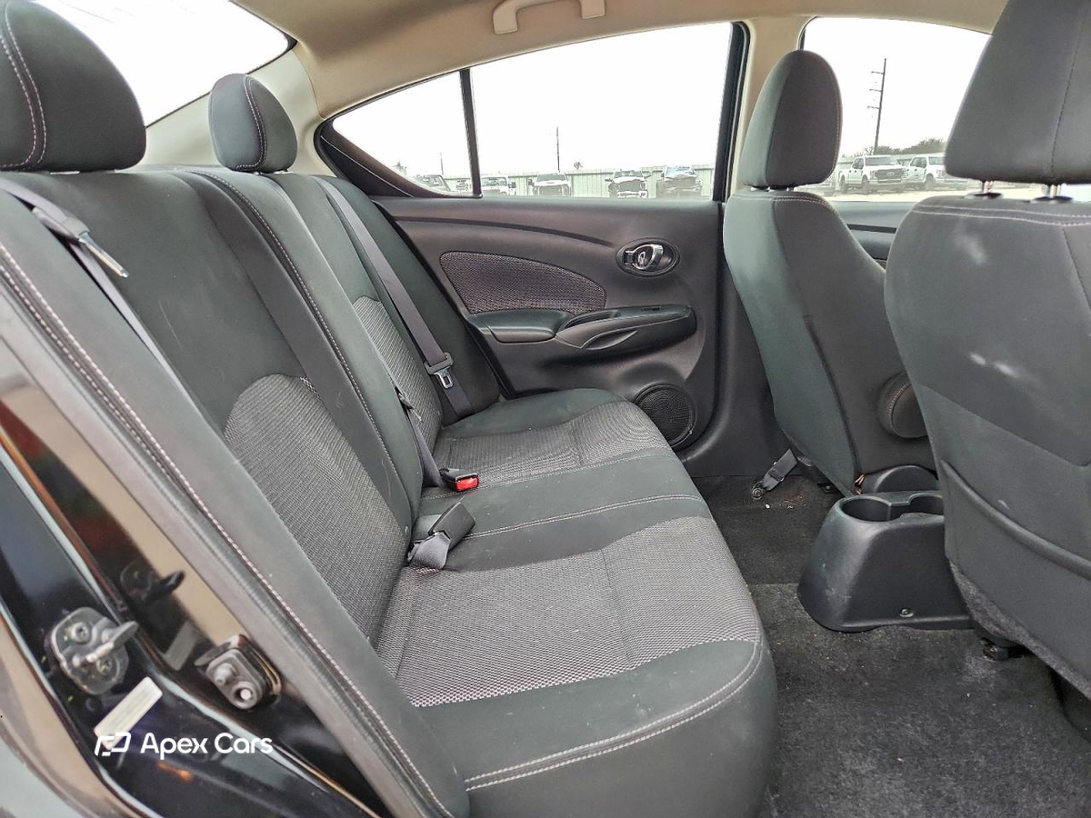 Nissan Versa 2017
