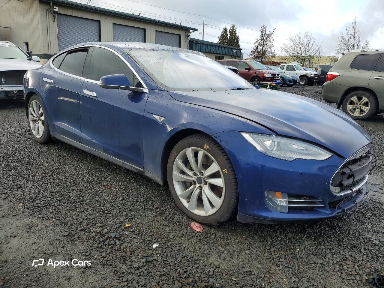Tesla Model S 2015