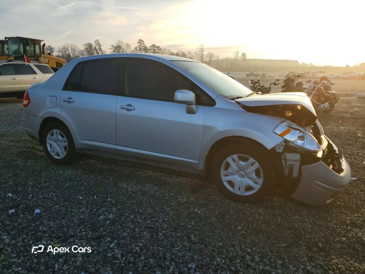 Nissan Versa 2010