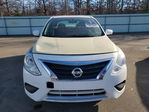 Nissan Versa 2016