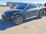 Volkswagen Beetle 2013