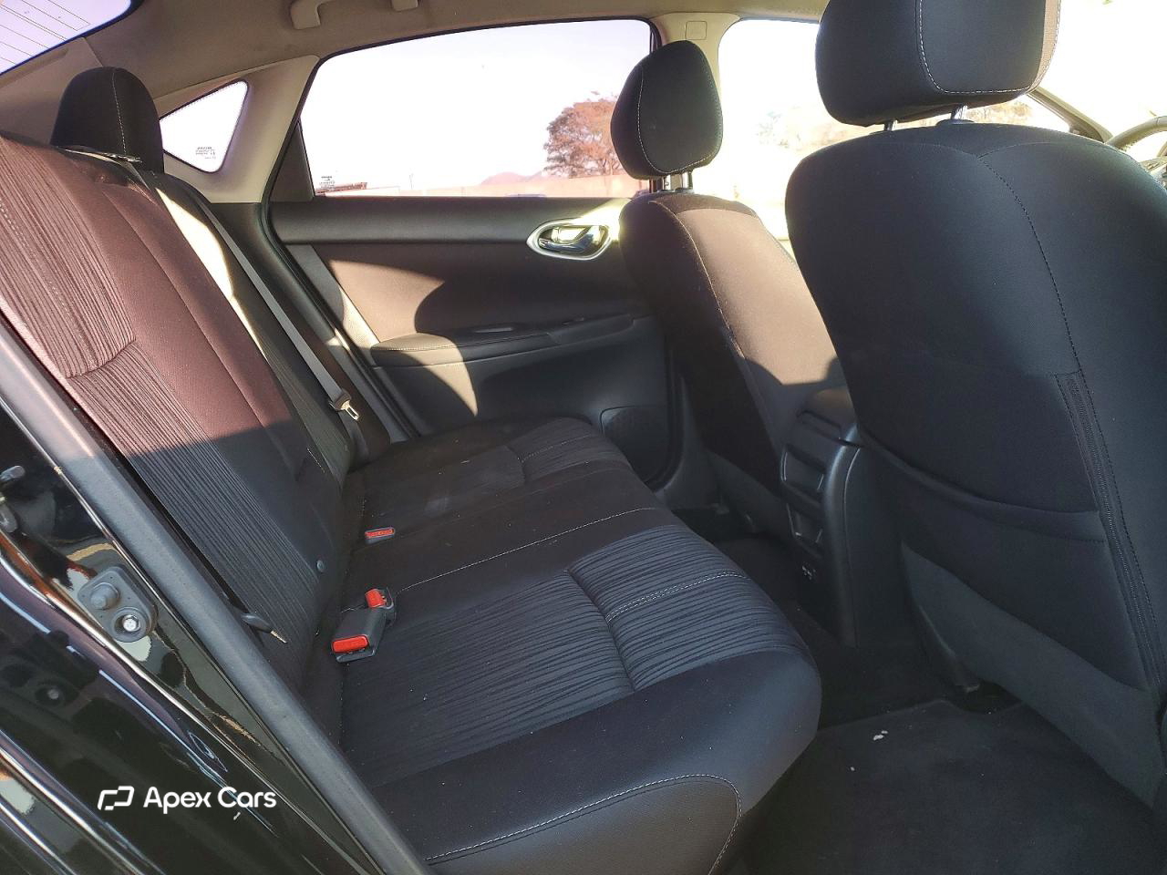 Nissan Sentra 2018