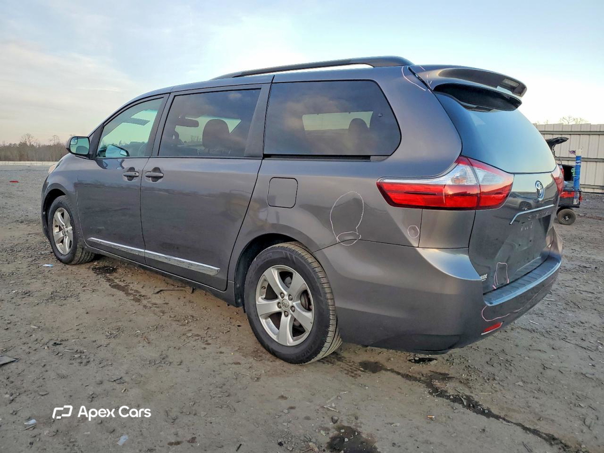Toyota Sienna 2017
