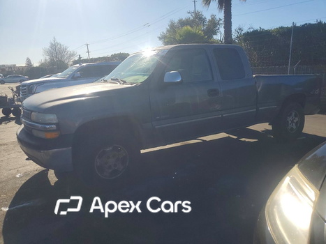 Chevrolet Silverado 2000 - Image 1 of 12