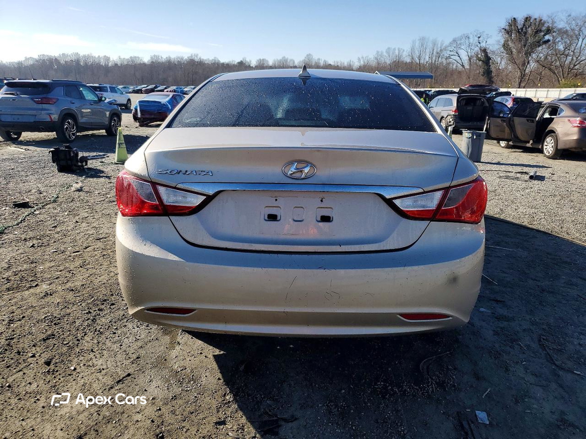 Hyundai Sonata 2011