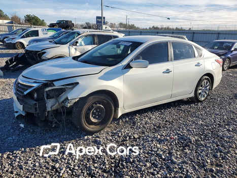 Nissan Altima 2015 - Image 1 of 13