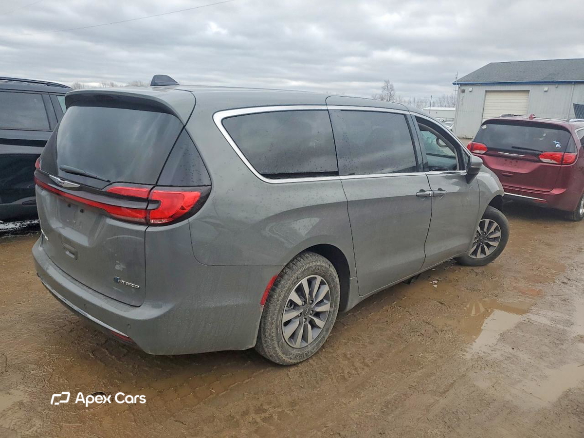 Chrysler Pacifica 2023