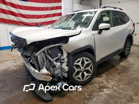 Subaru Forester 2022 - Image 1 of 13