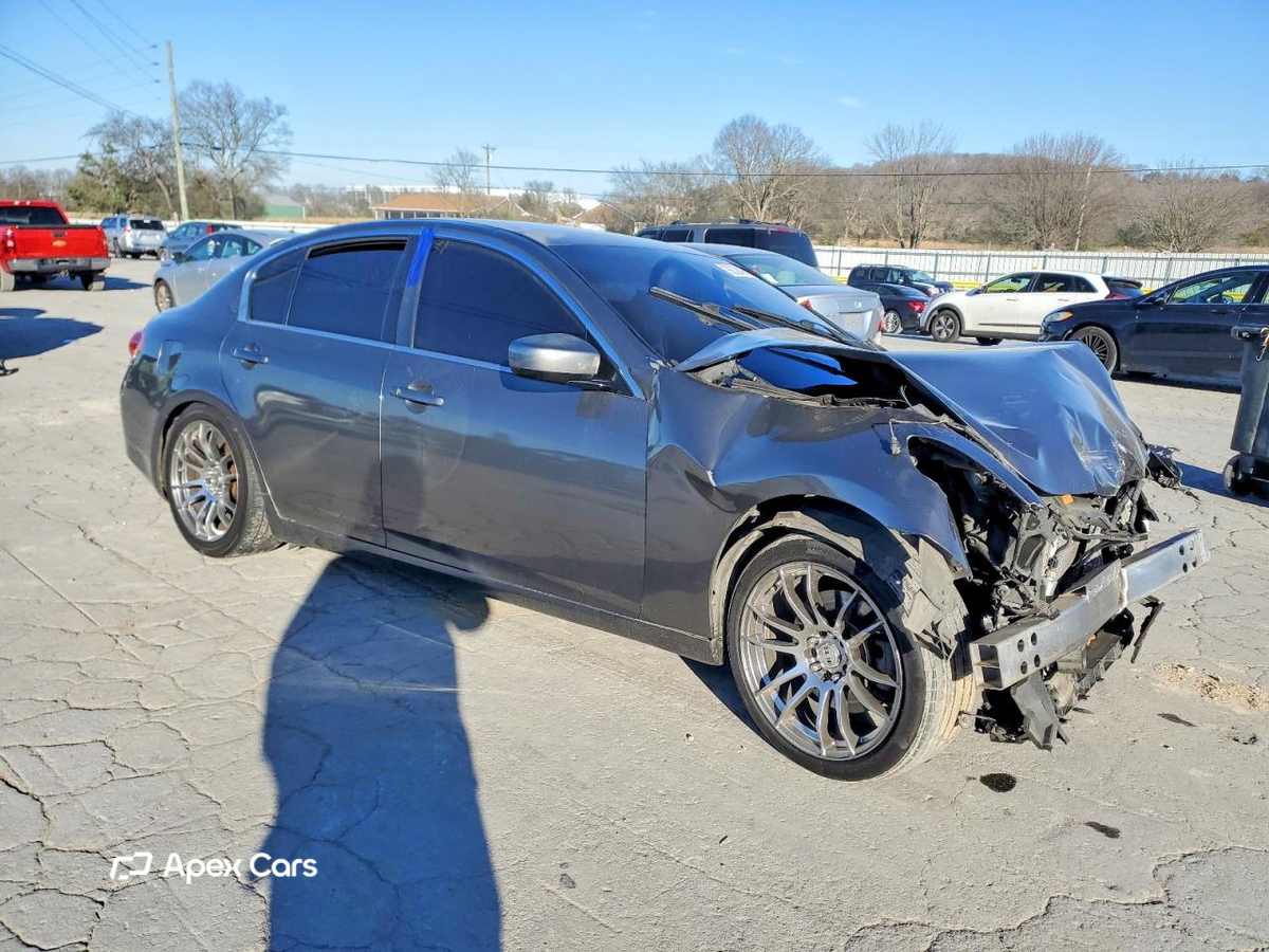 Infiniti G 2013