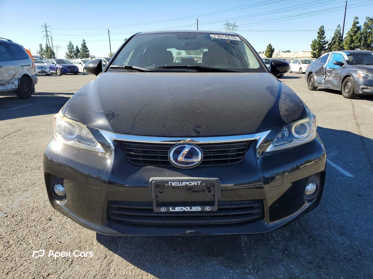 Lexus CT 2013