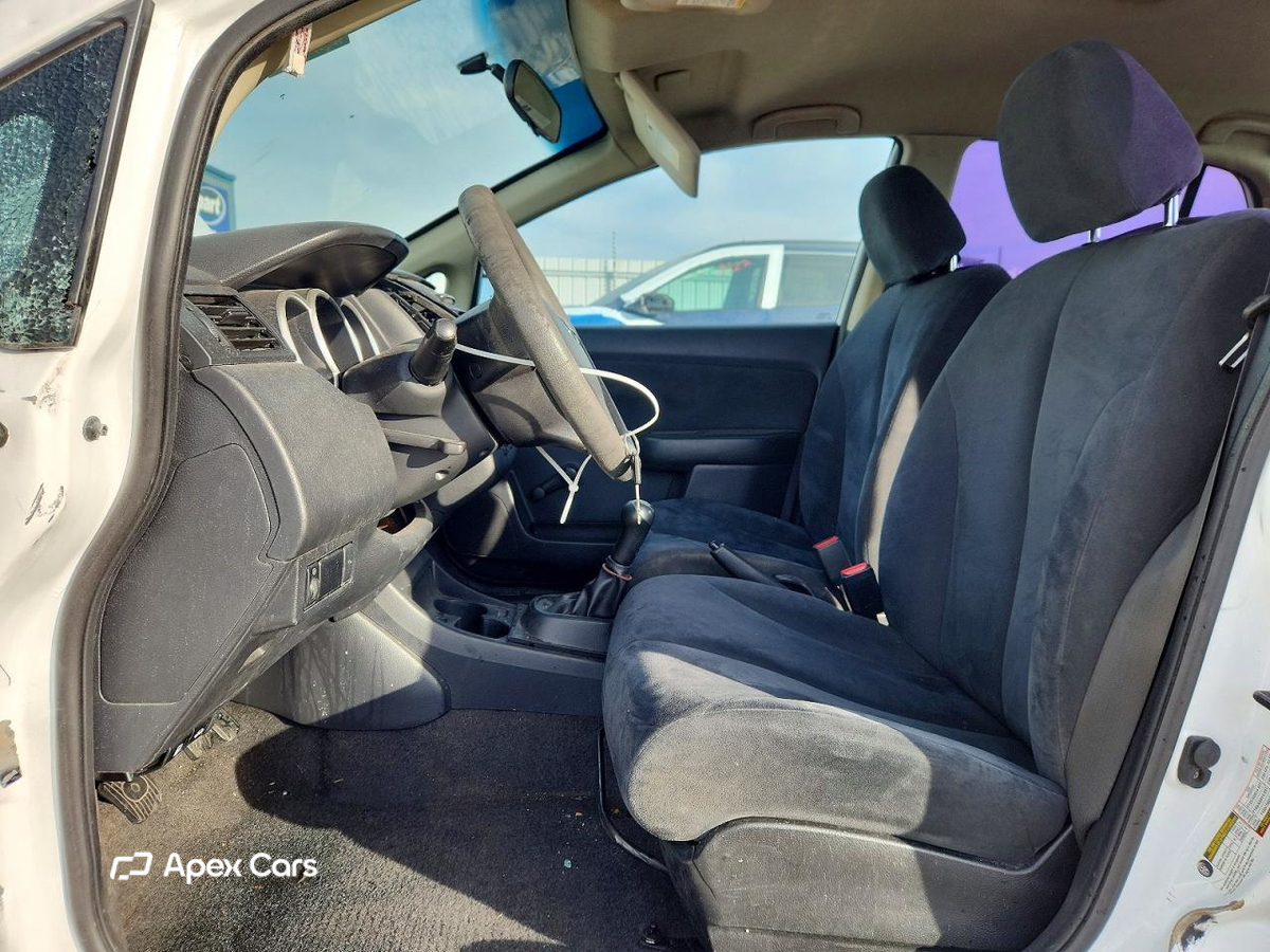 Nissan Versa 2011