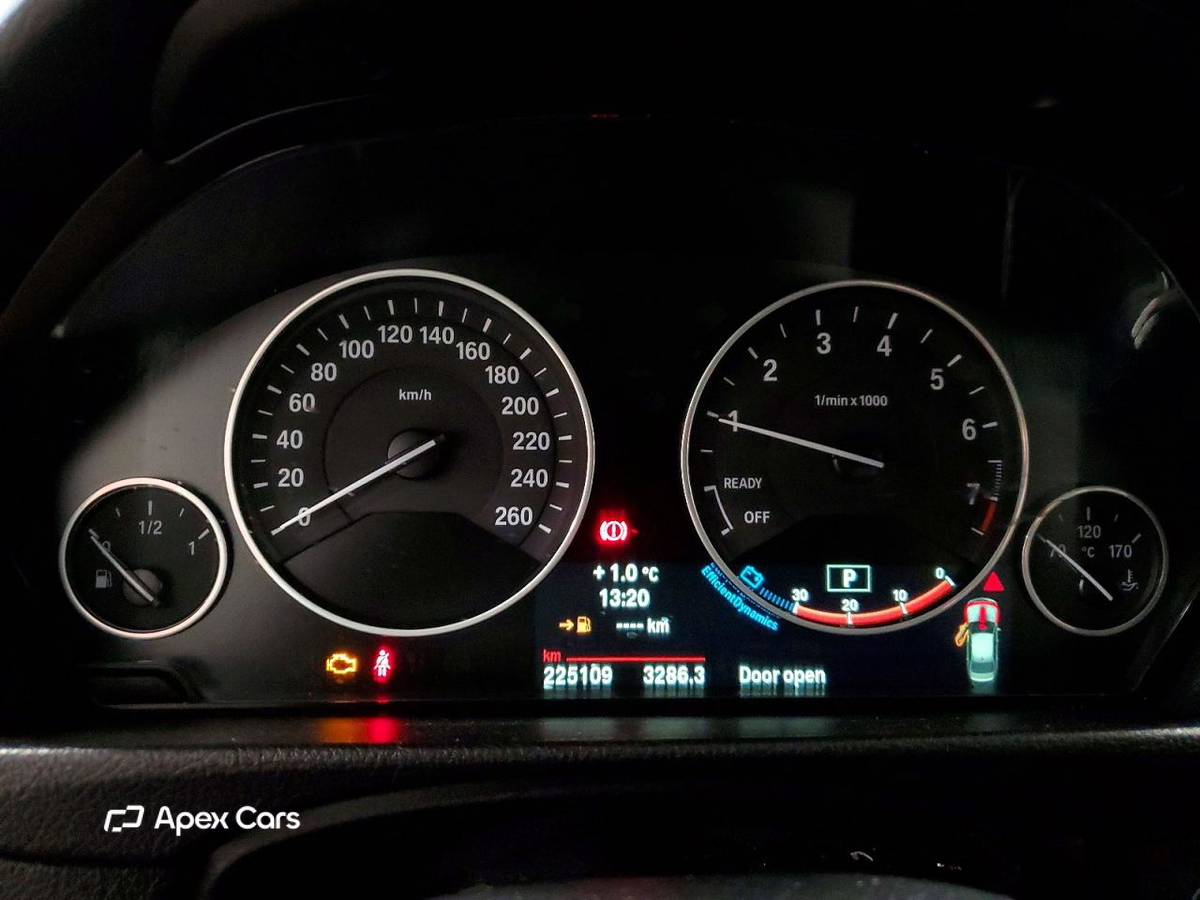 BMW Series 3 2012