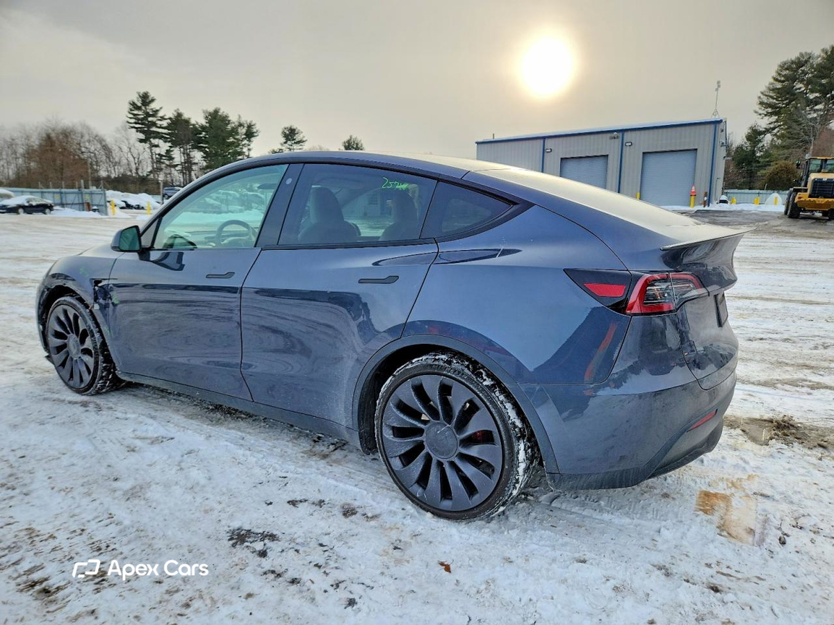 Tesla Model Y 2023