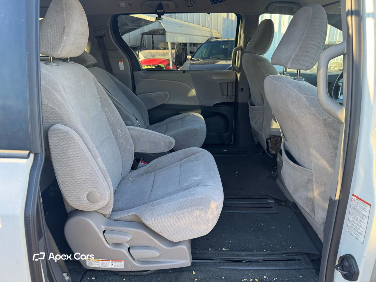 Toyota Sienna 2017