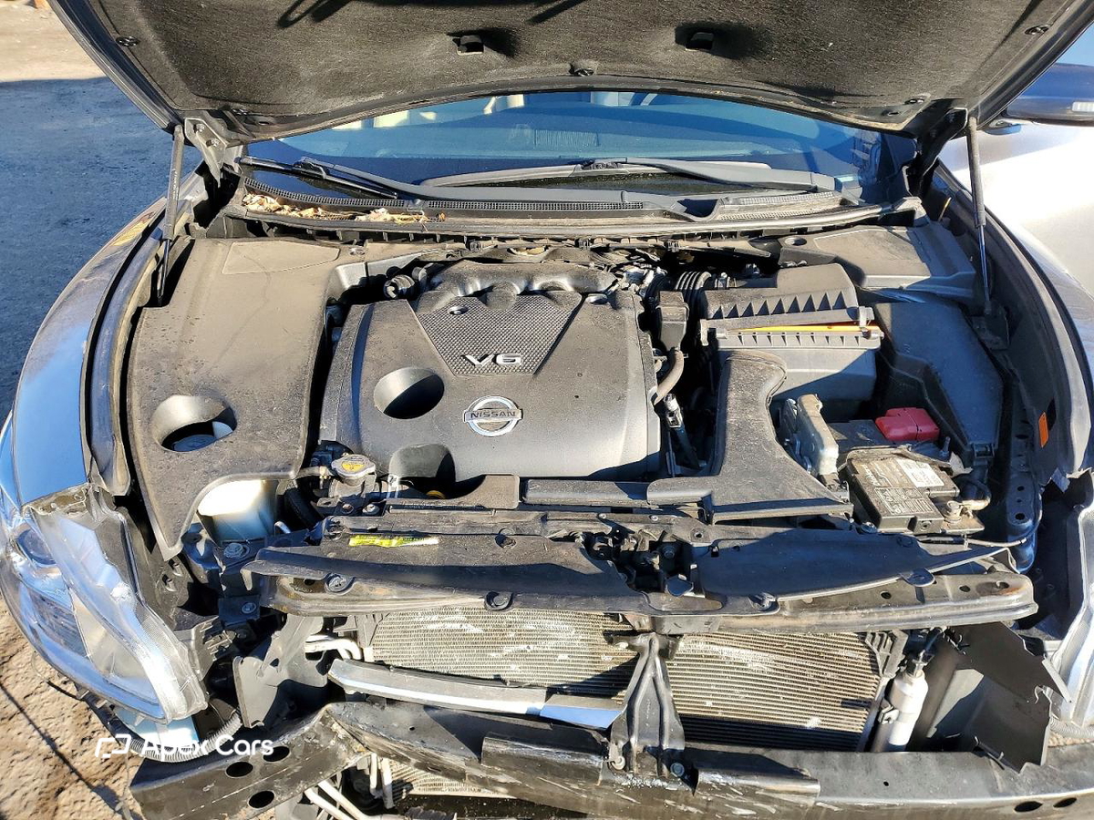 Nissan Maxima 2014