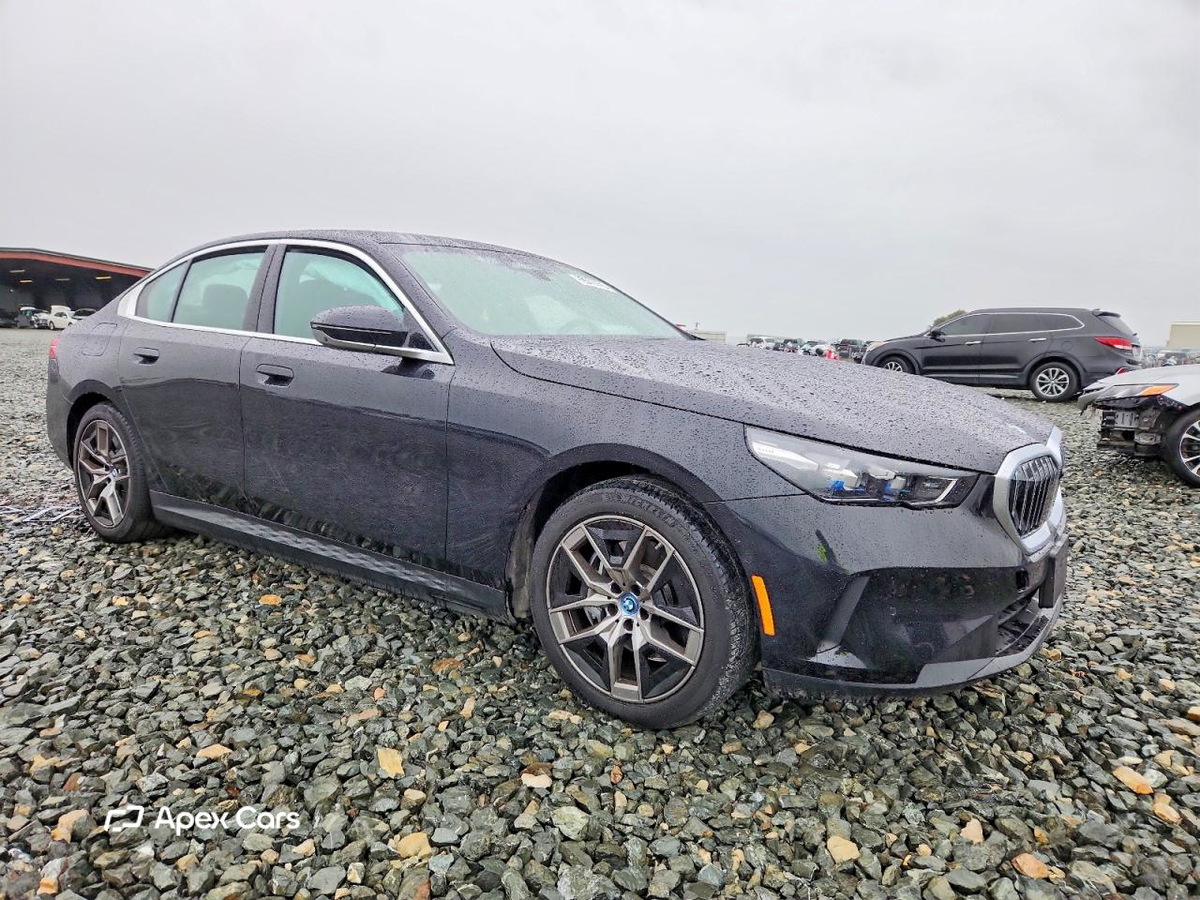 BMW i5 2024