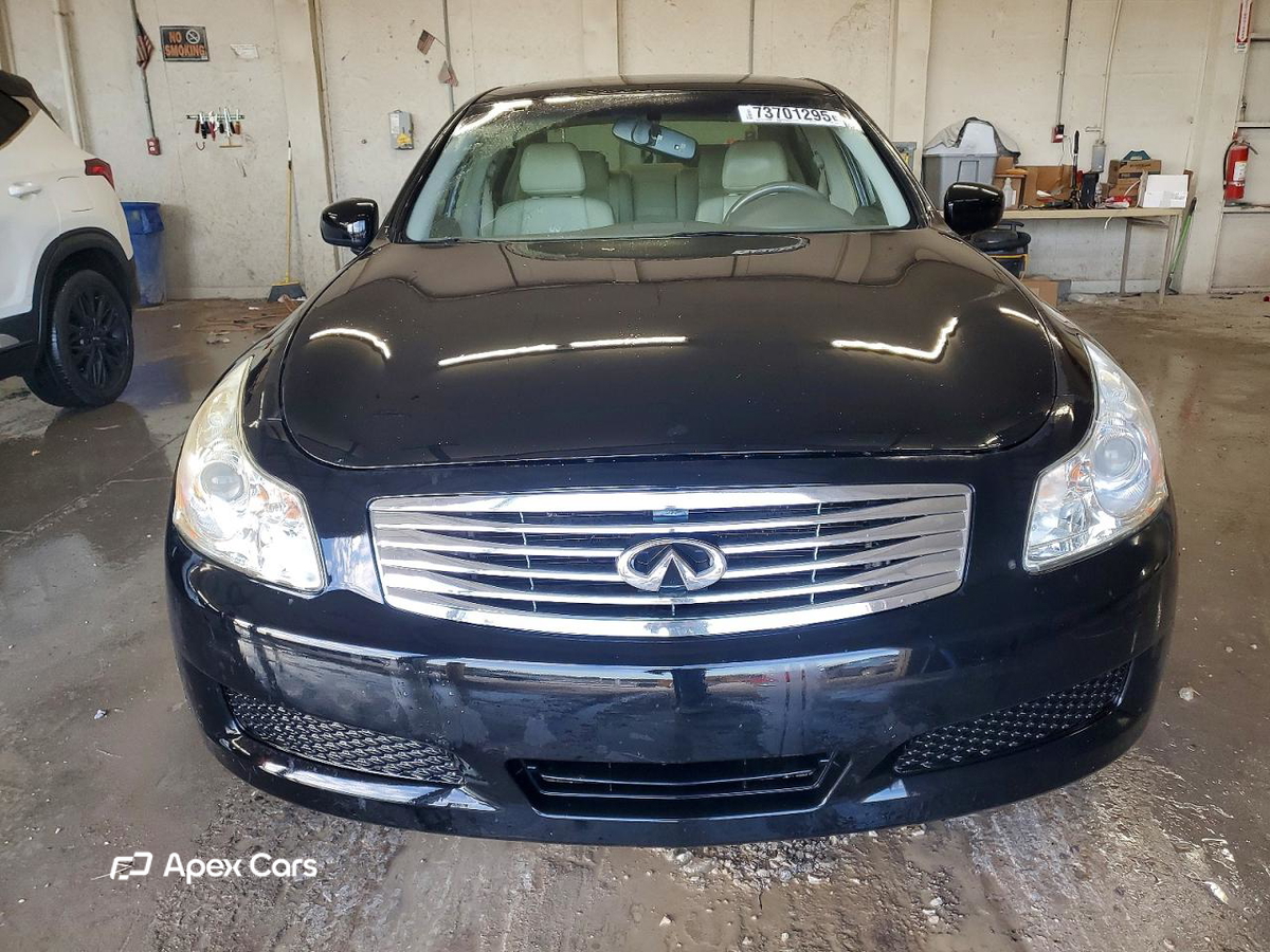 Infiniti G 2009