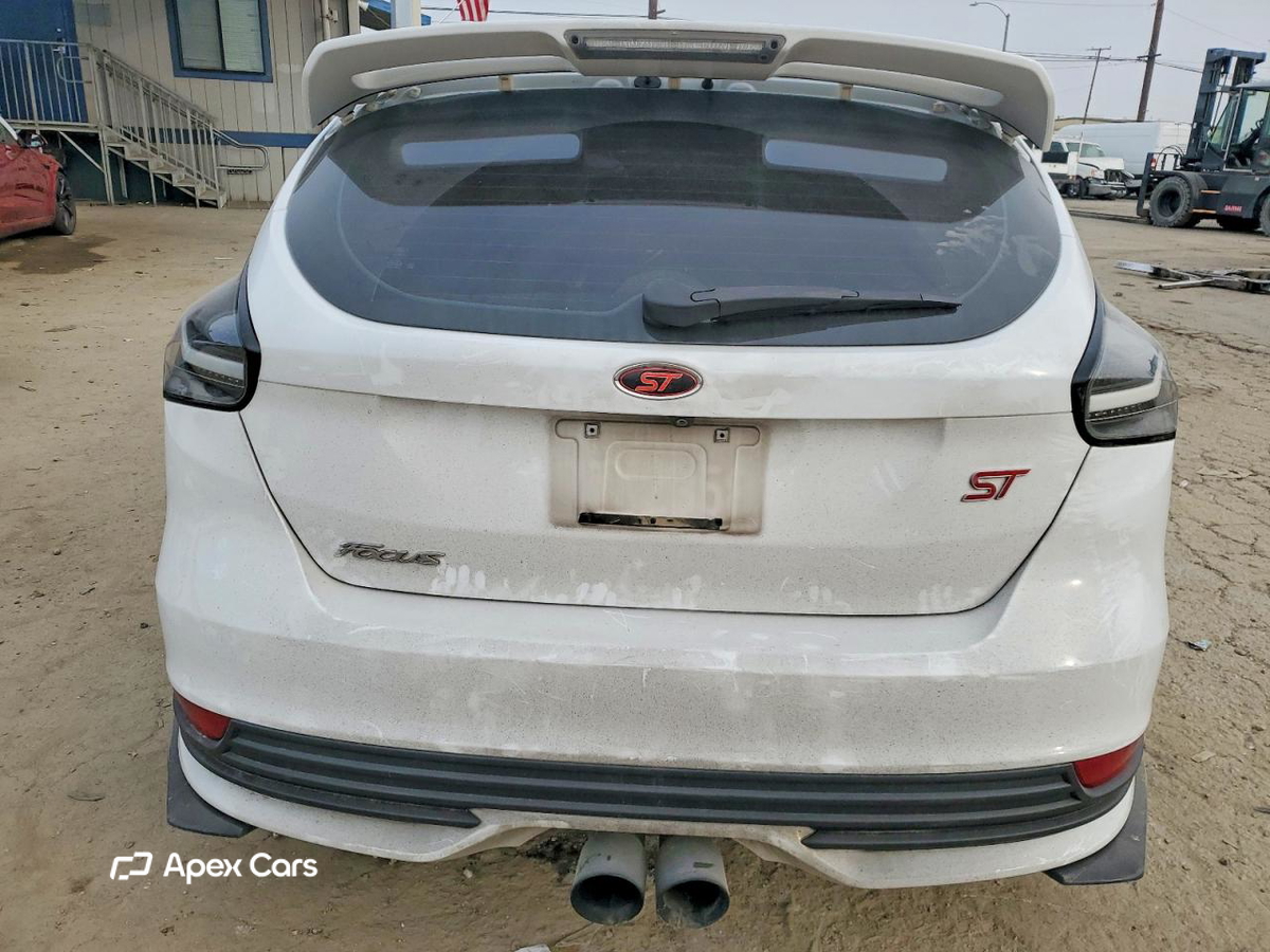Ford Focus 2016