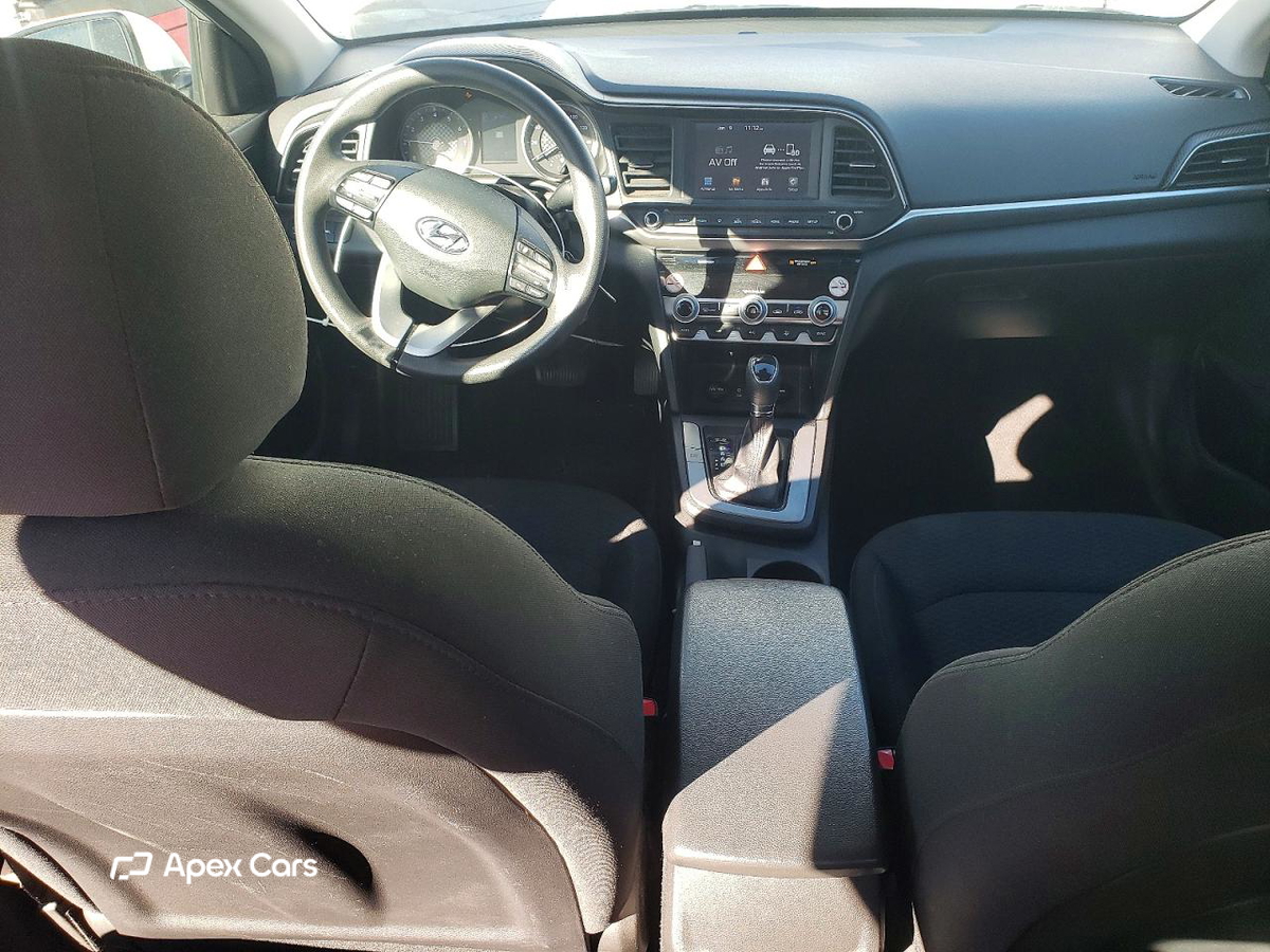 Hyundai Elantra 2020