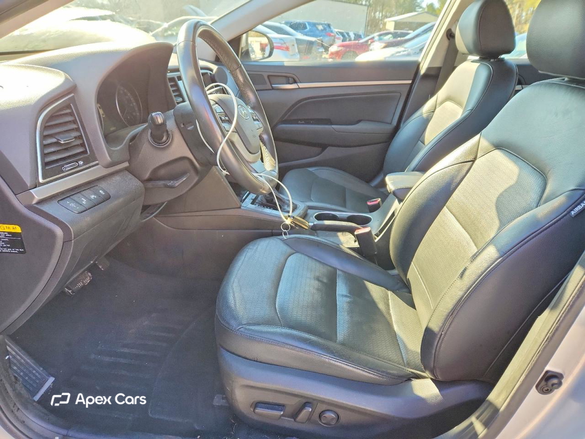 Hyundai Elantra 2017