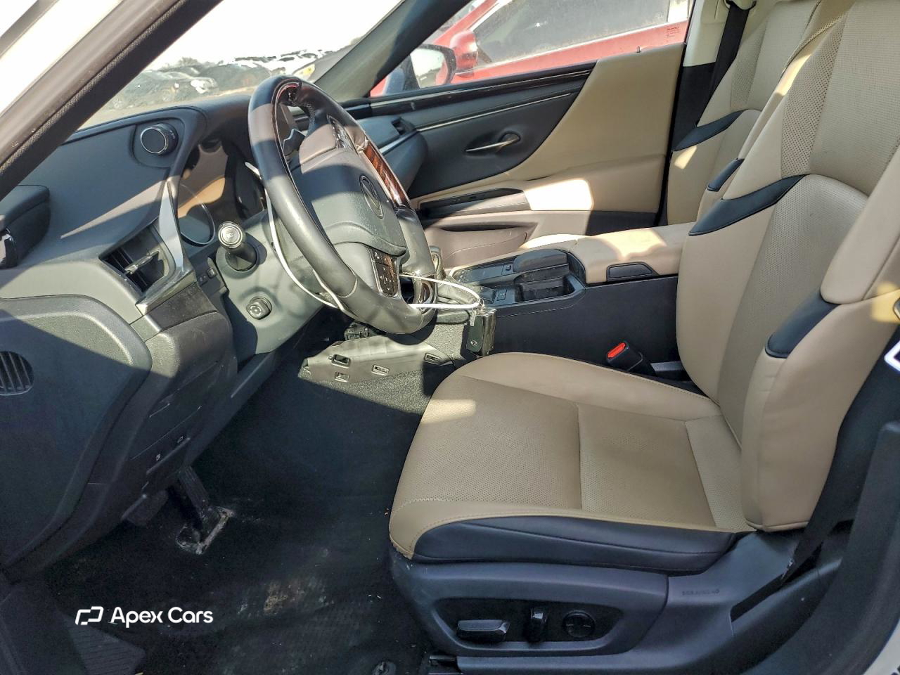 Lexus ES 2020