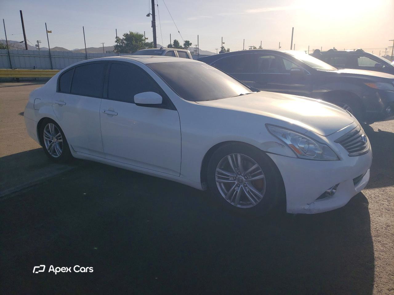 Infiniti G 2011