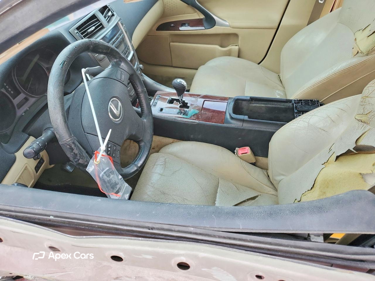 Lexus IS 2006