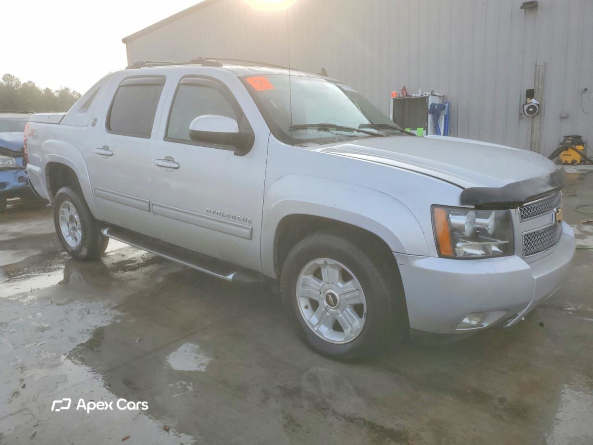 Chevrolet Avalanche 2013