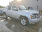 Chevrolet Avalanche 2013