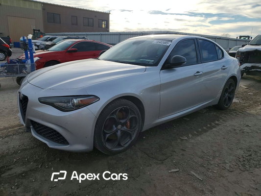 2019 Alfa Romeo Giulia - Image 1 of 5