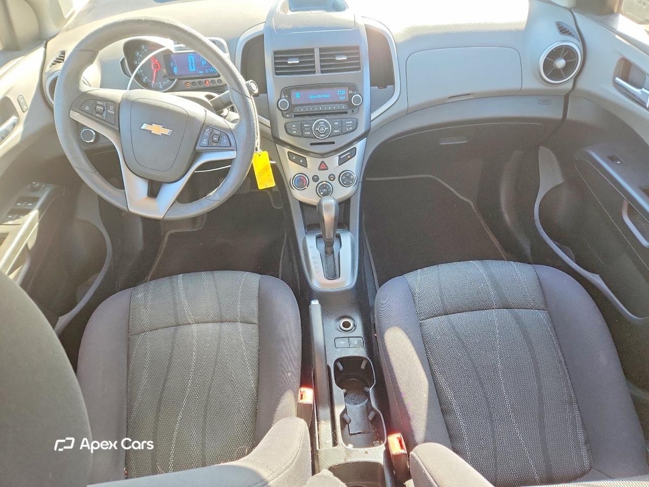 Chevrolet Sonic 2015