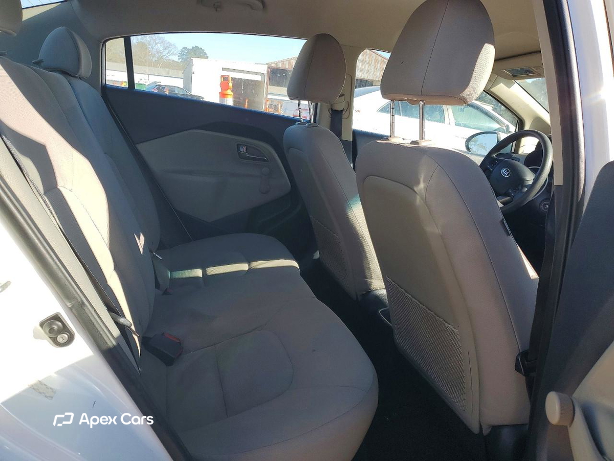 Kia Rio 2015