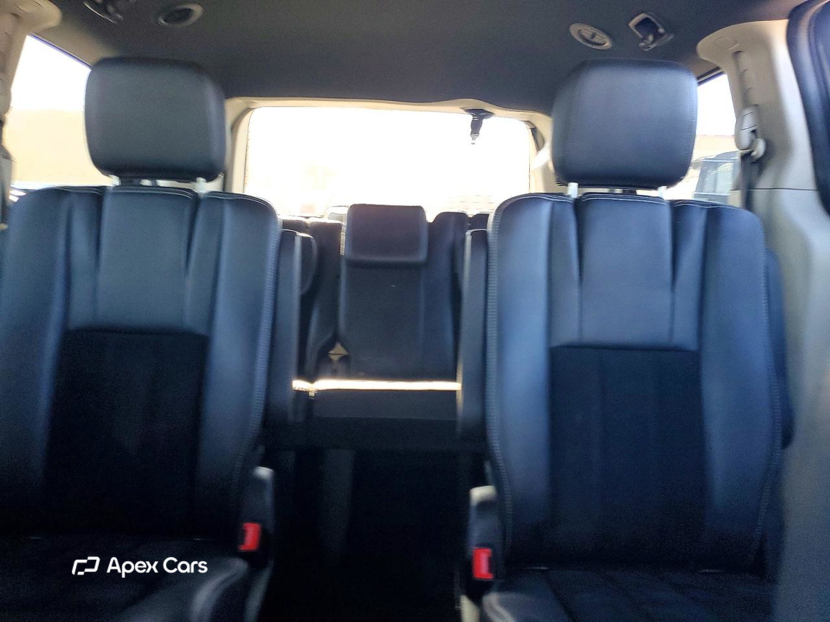 Dodge Caravan 2017