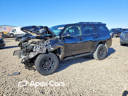 Toyota 4Runner 2023 - Image 1 of 14