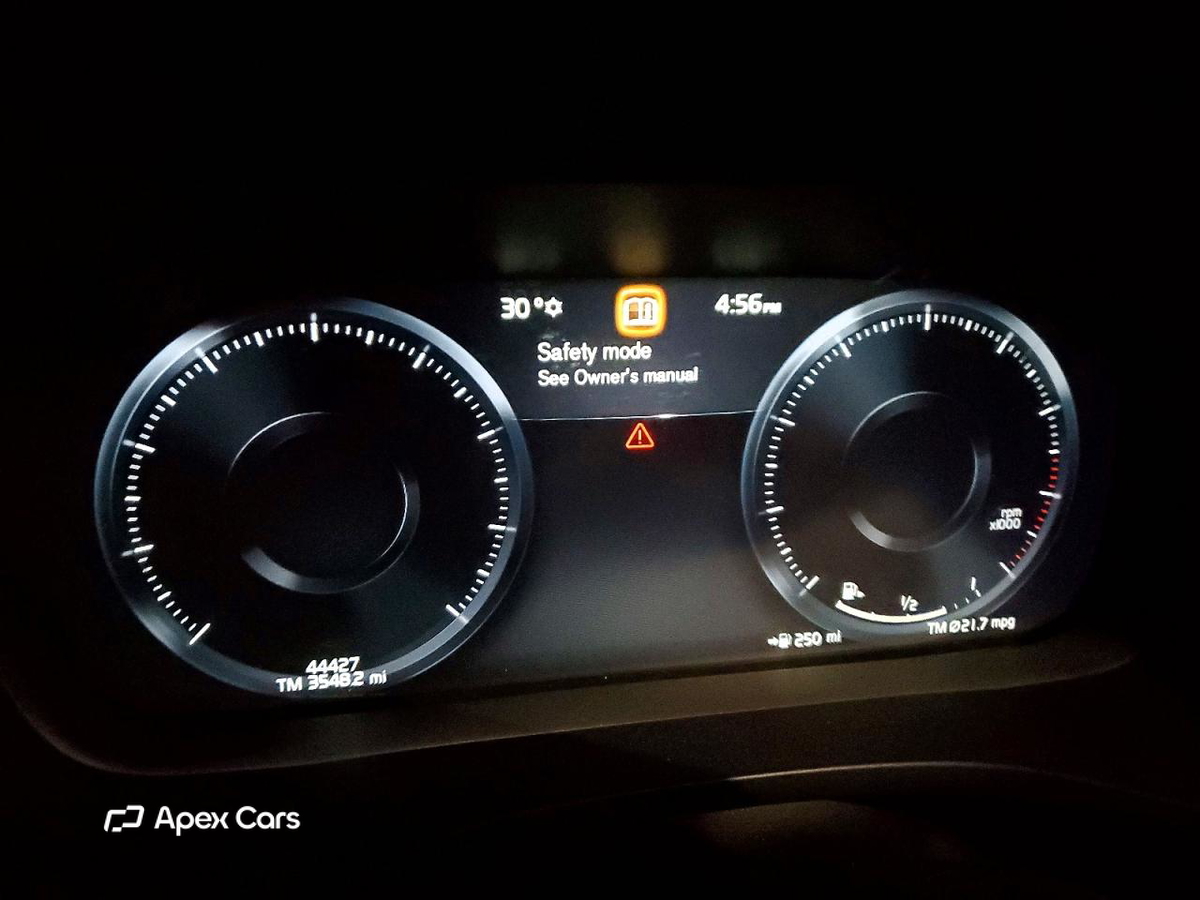 Volvo XC60 2021