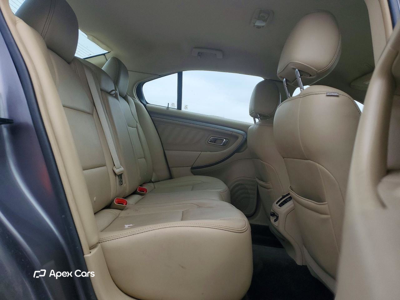 Ford Taurus 2013