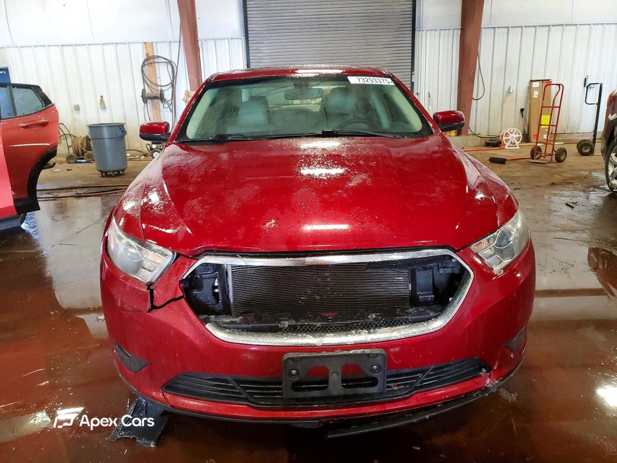 Ford Taurus 2016
