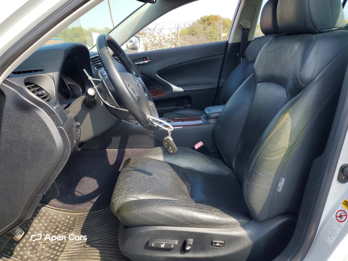 Lexus IS 2006