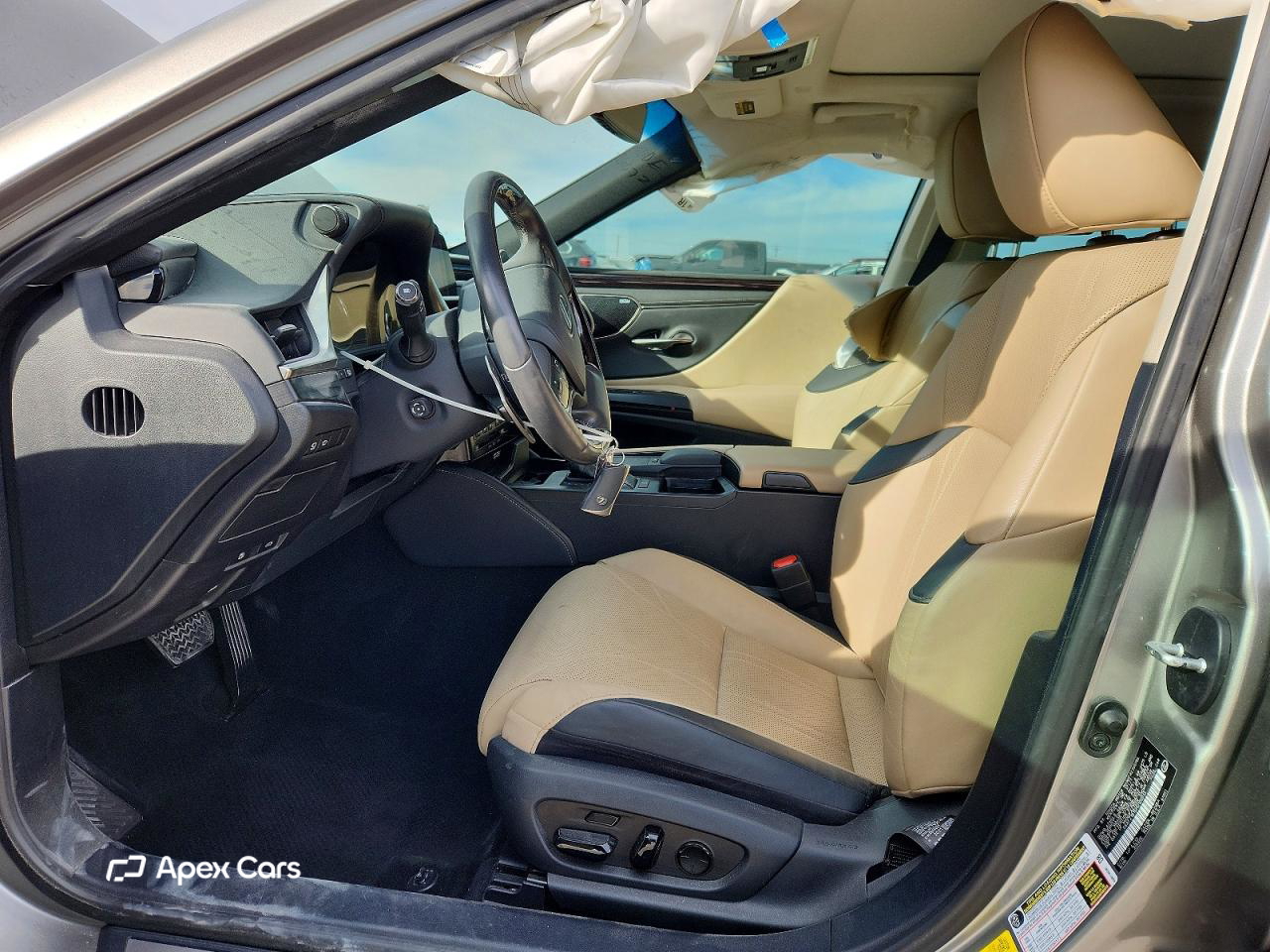 Lexus ES 2021