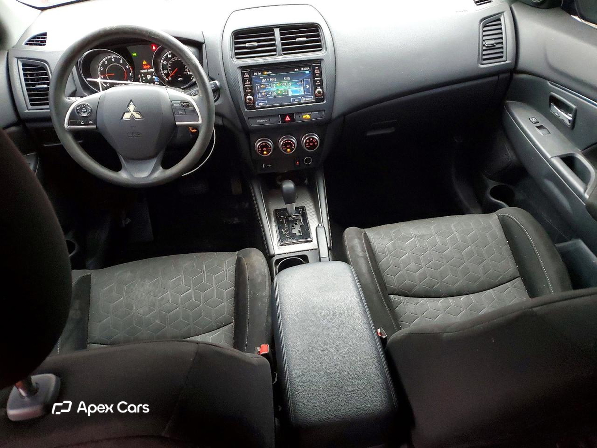 Mitsubishi Outlander 2020