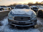 Infiniti M 2013