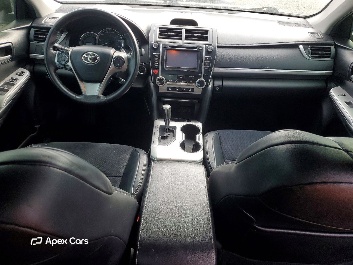 Toyota Camry 2012