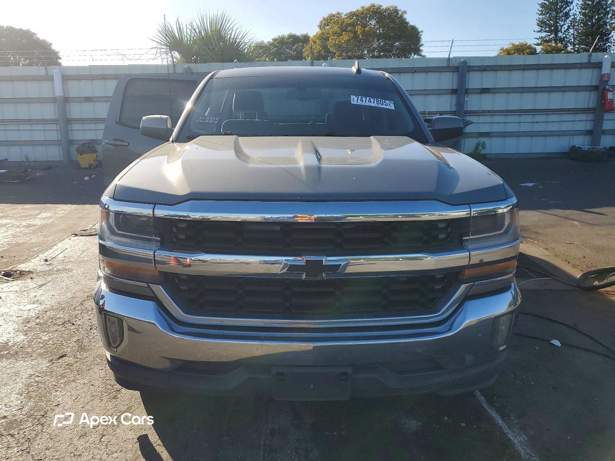 Chevrolet Silverado 2017