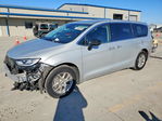 Chrysler Pacifica 2024