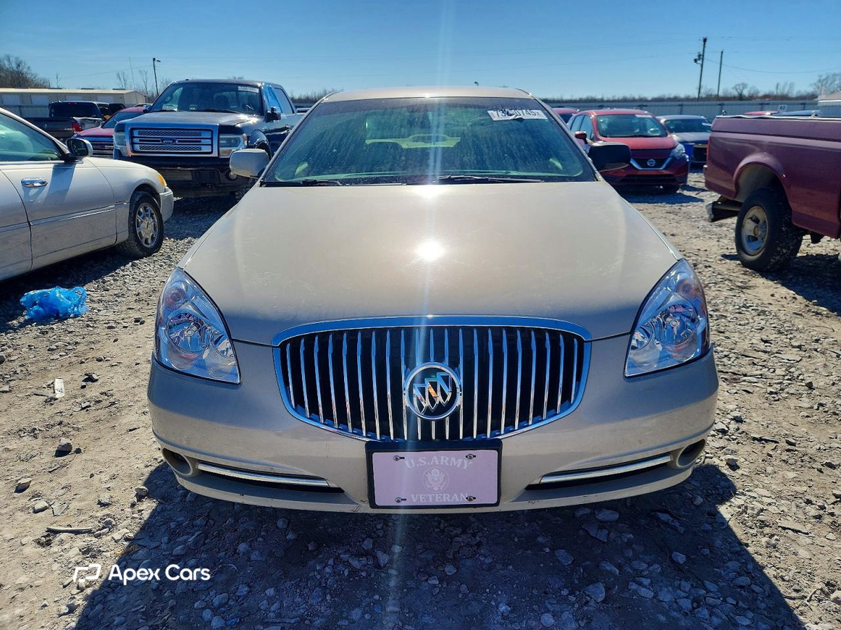 Buick Lucerne 2010