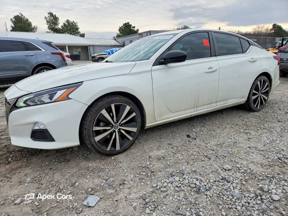 Nissan Altima 2020