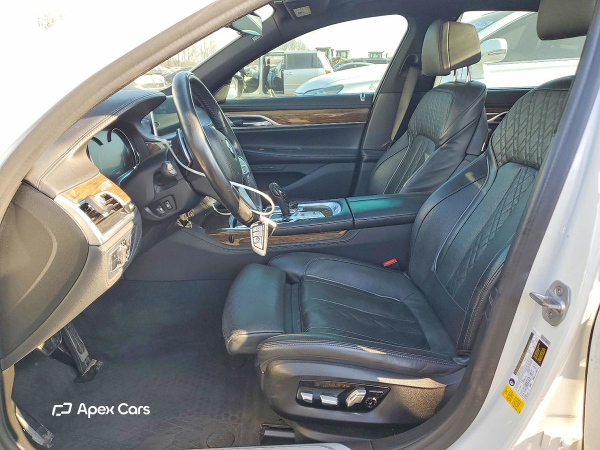 BMW Series 7 2019